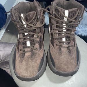 Yeezy desert boot “oil”